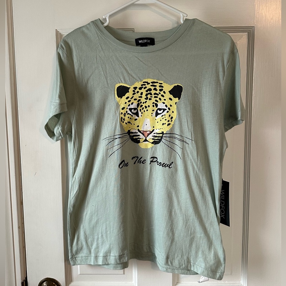NWT Wildfox On the Prowl T-Shirt
